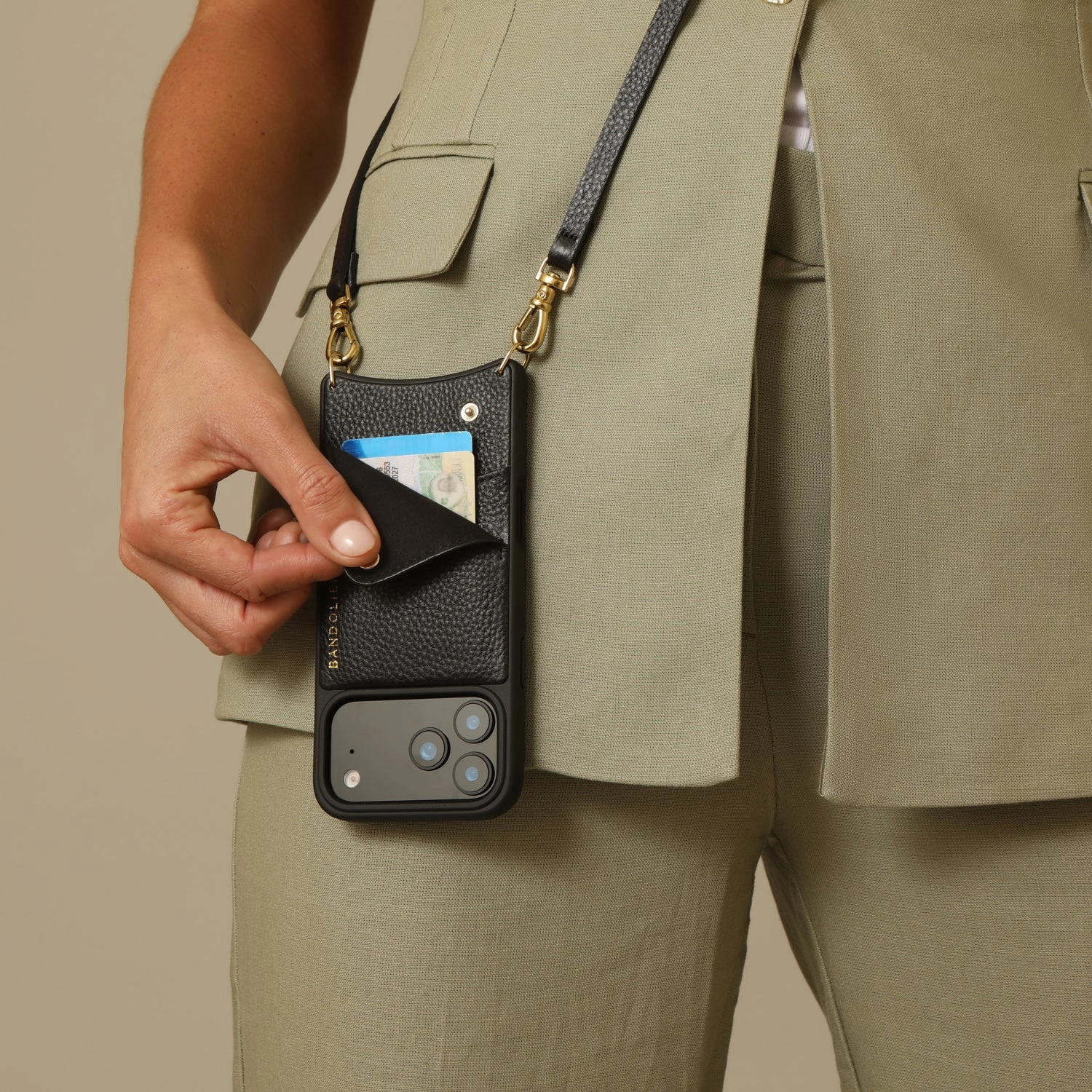 Lightweight Build Durable Detail Emma Pebble Leather Crossbody Bandolier - Black/Gold