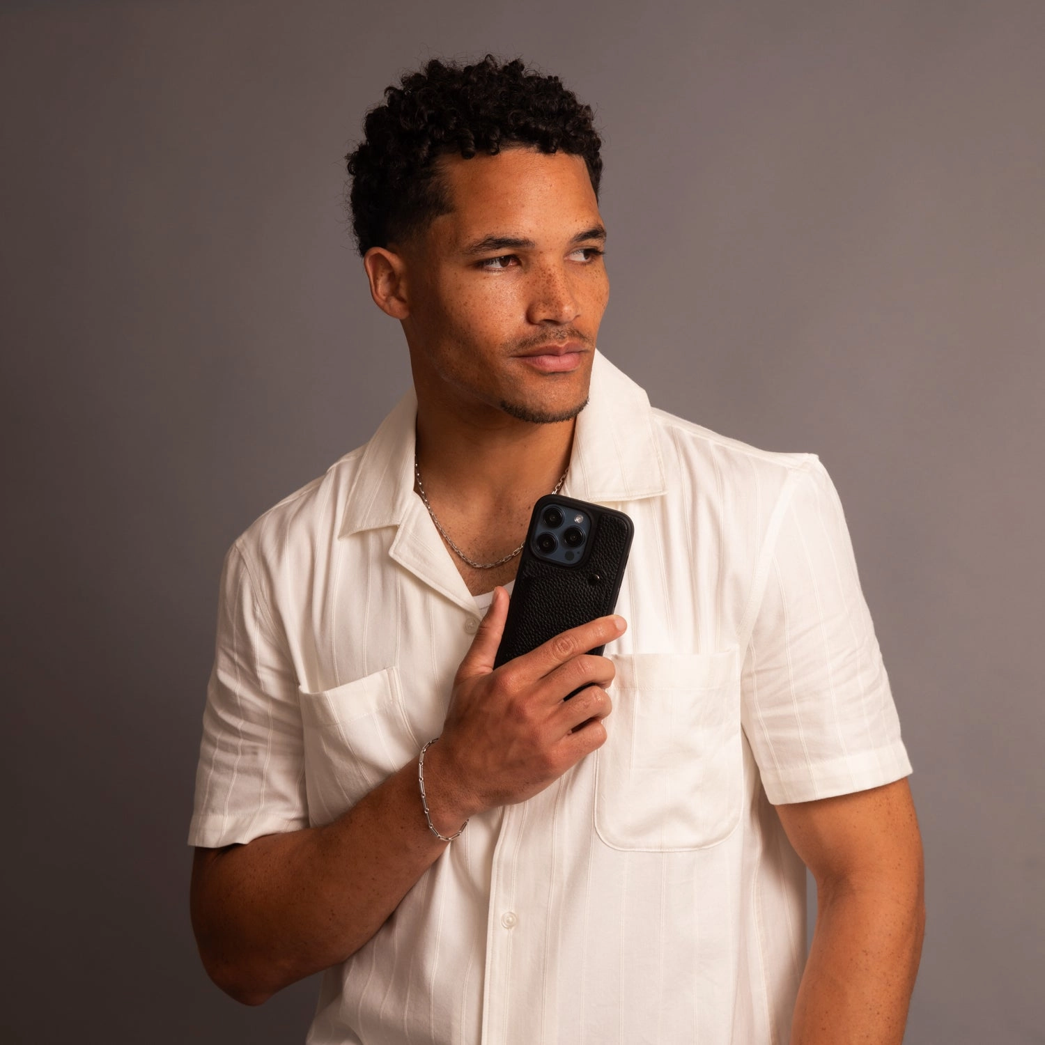 Alex Pebble Leather Wallet Case (no D-rings) - Black/Pewter Raised Bezels Protective Form Texture