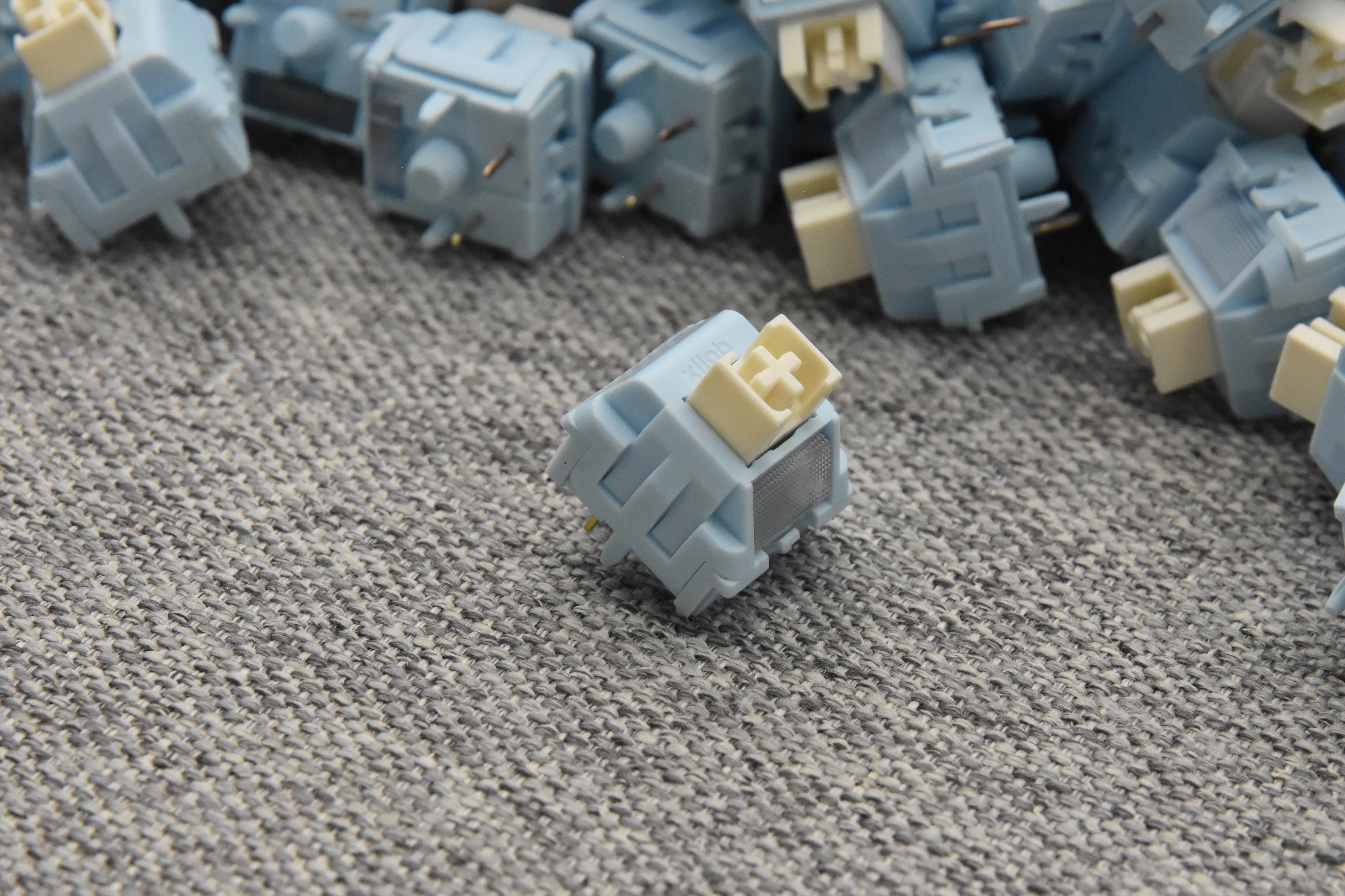 LICHICX YOGURT SILENT LINEAR SWITCH FACTORY LUBED EDITION (10PCS) Clicky Mechanical Switch Keyboard Build Quality Kit