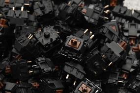 Full-Size Mechanical Mechanical Feel BROKEN-IN CHERRY MX SWITCHES (10PCS)