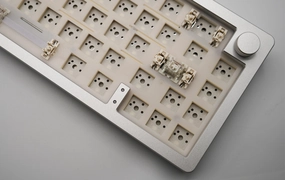 RGB Gradient YUNZII AL66 Knob CNC Aluminum Wireless Mechanical Keyboard Barebone